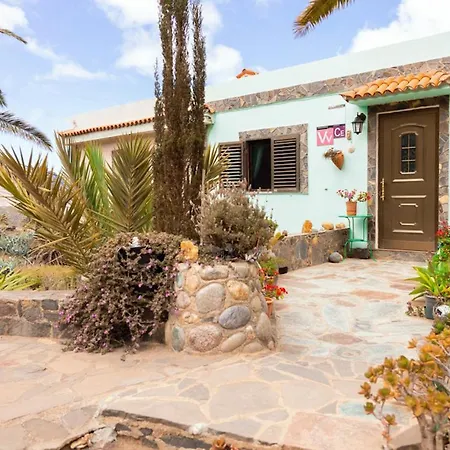 Charming House With Sea View In Ferienhaus *