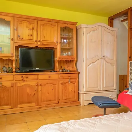 Charming House With Sea View In Holiday home *
